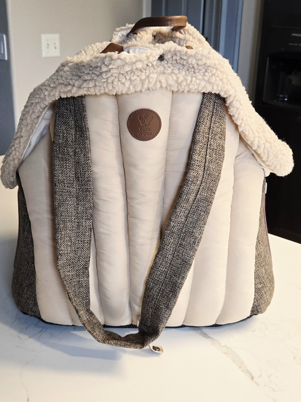 Owleys King Woof Dog Carrier Bag Removable Sherpa Bag & Cushion Straps To Secure